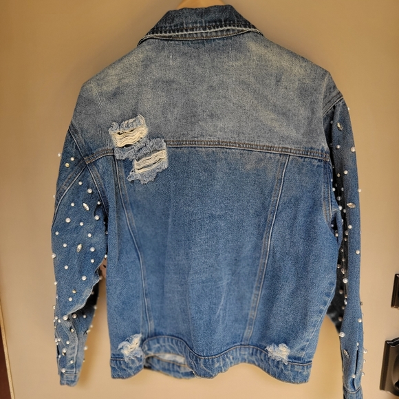 NWT Untamed Petals Denim Jacket, Size Small - Picture 5 of 11
